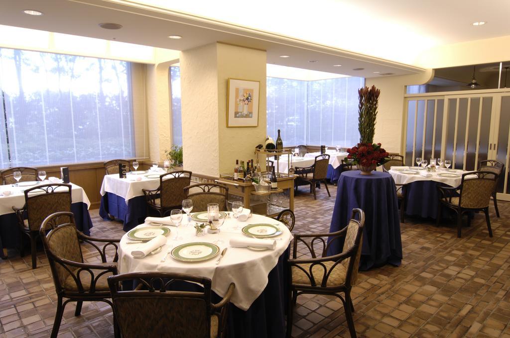 Royal Oak Hotel Spa & Gardens Otsu Esterno foto