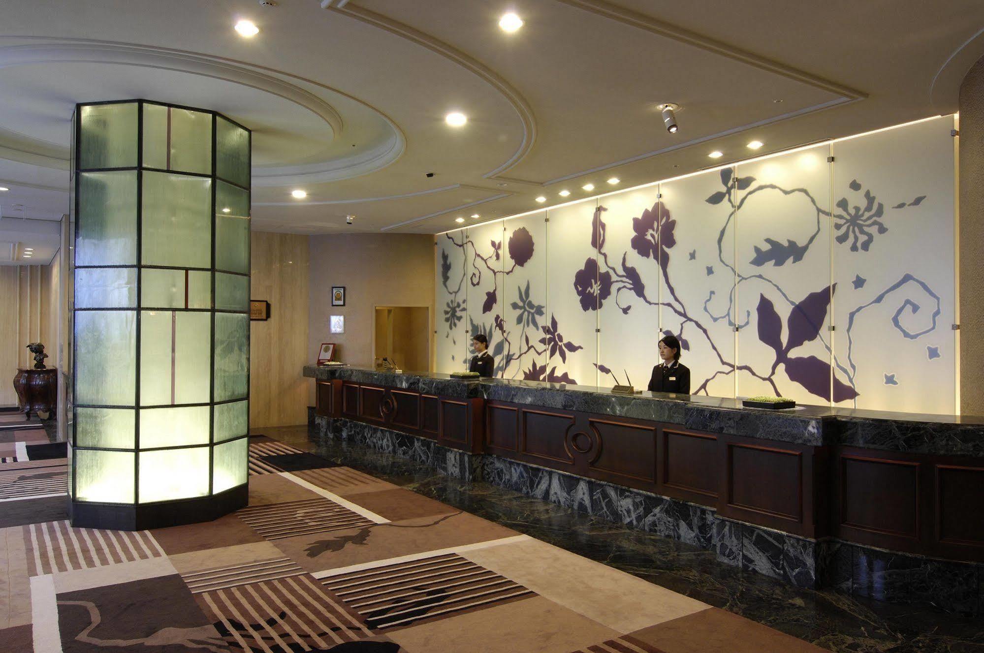 Royal Oak Hotel Spa & Gardens Otsu Esterno foto